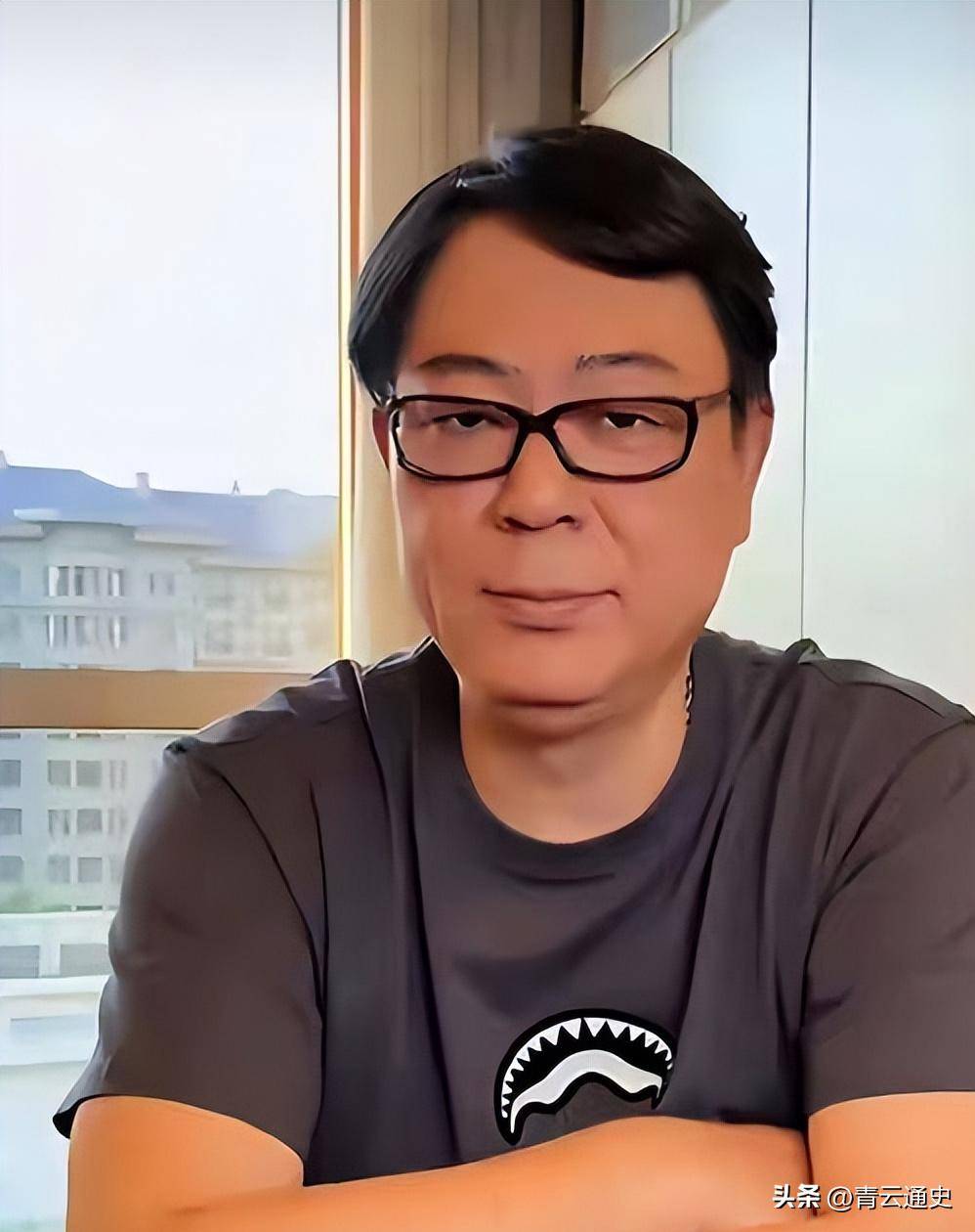老戏骨贪财好色晚节不保,人设崩塌不冤