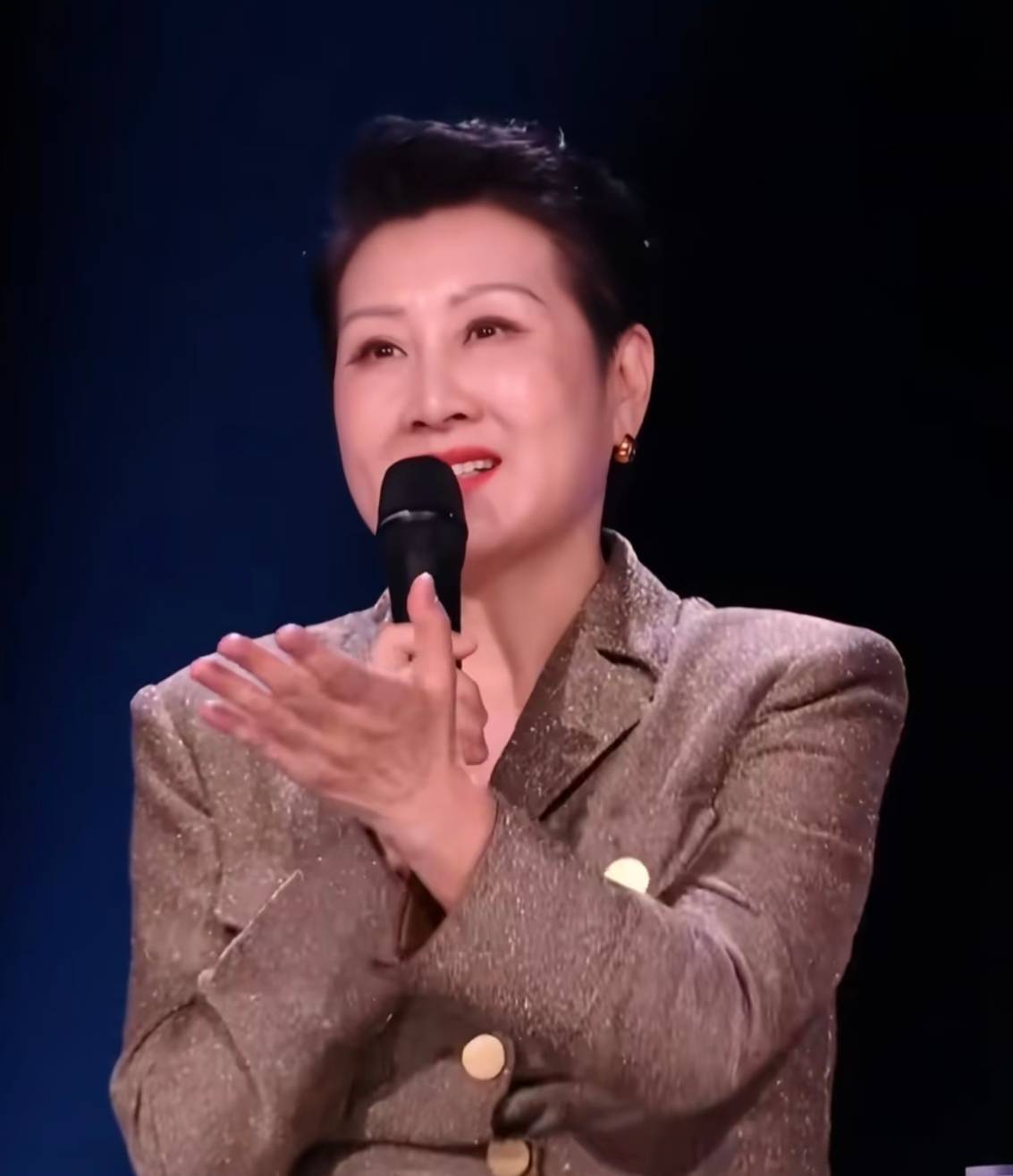 戏子误国!2026年4位明星塌房,不值得同情